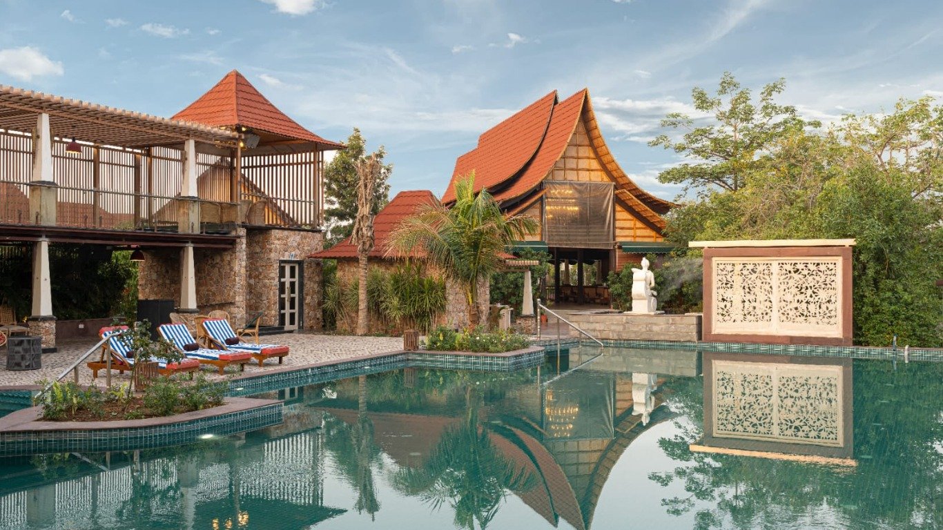 Estherea Resort & Spa