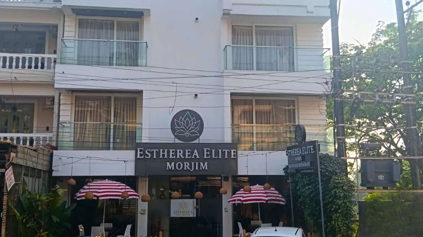 Estherea Elite